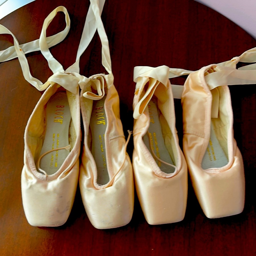 2 pair Bloch toe shoes size 4C